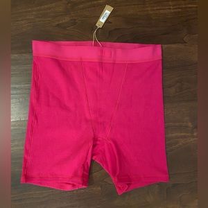 Skims ribbed short NWT
